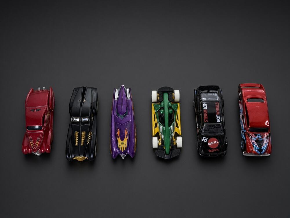 Hot Wheels Batmobile Style Diecast Lot 1:64